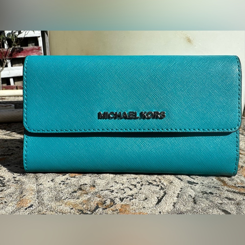 Michael Kors wallet